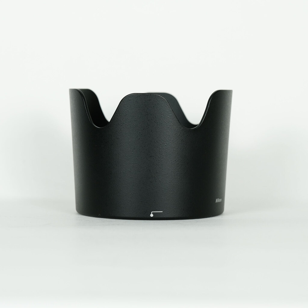 Nikon AF-S VR Zoom-Nikkor 70-300mm F4.5-5.6G IF-ED Nikon AF-S VR Zoom-Nikkor 70-300mm F4.5-5.6G IF-ED