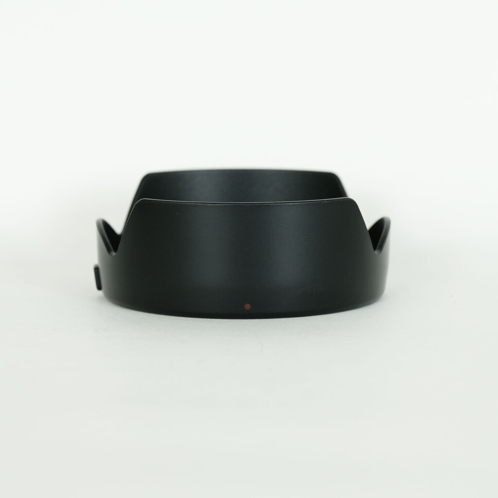 Canon RF50mm F1.8 STM Canon RF50mm F1.8 STM