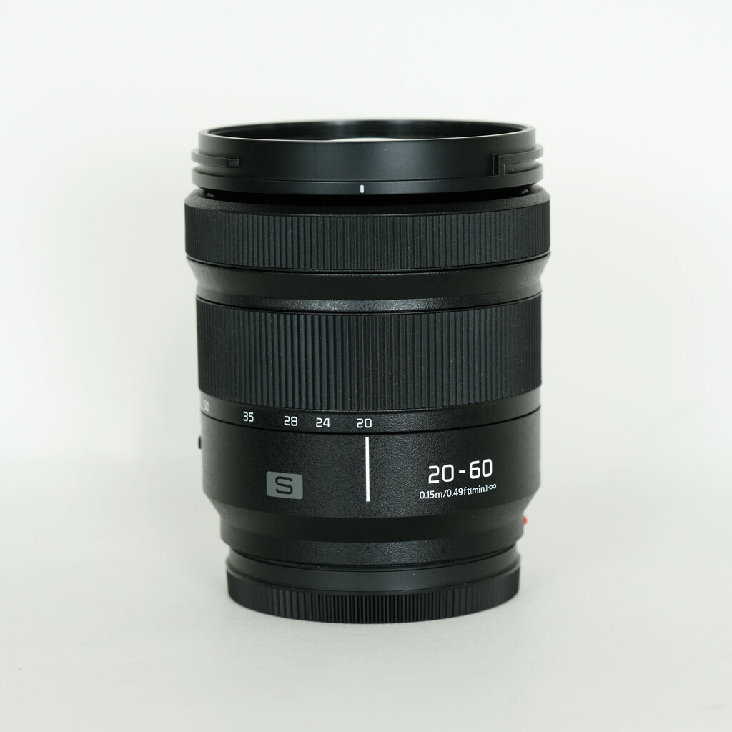 Panasonic LUMIX S 20-60mm F3.5-5.6 Panasonic LUMIX S 20-60mm F3.5-5.6