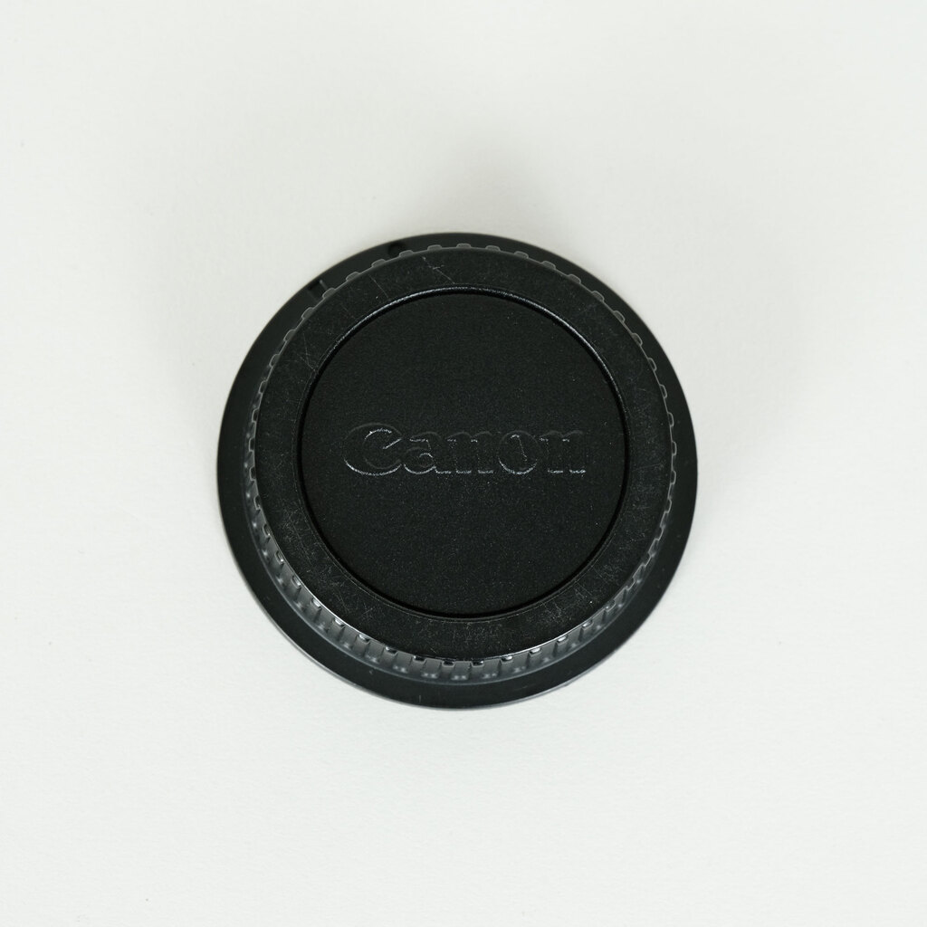 Canon EF24-70mm F4L IS USM Canon EF24-70mm F4L IS USM