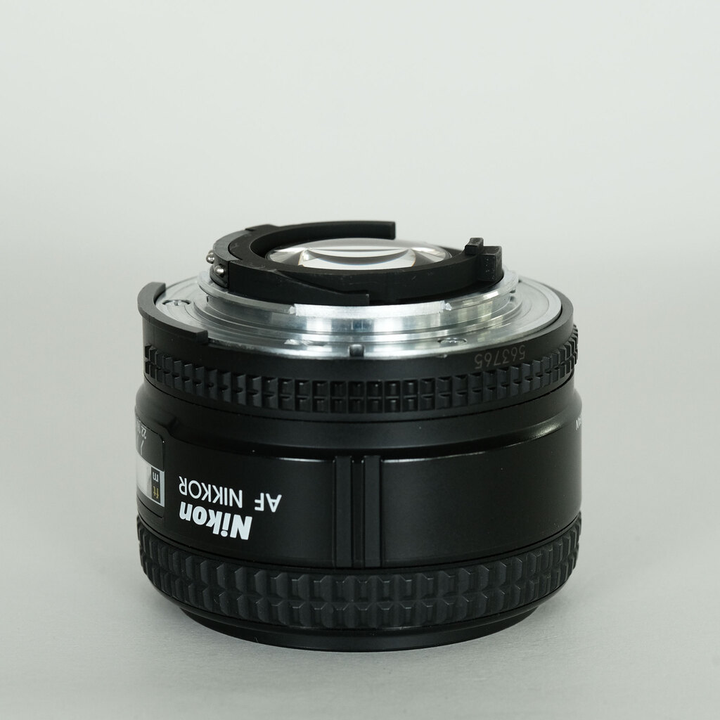 Nikon Ai AF Nikkor 35mm F2D Nikon Ai AF Nikkor 35mm F2D