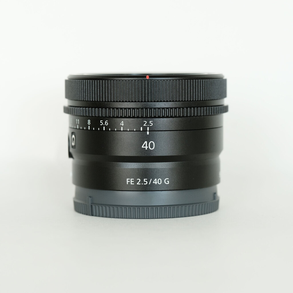 SONY FE 40mm F2.5 G SEL40F25G SONY FE 40mm F2.5 G SEL40F25G