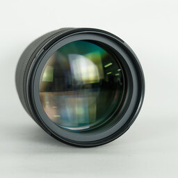 Canon RF135mm F1.8 L IS USM