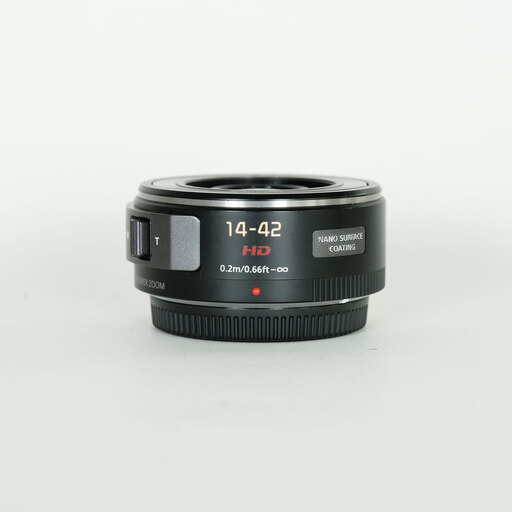 Panasonic LUMIX G X VARIO PZ 14-42mm / F3.5-5.6 ASPH. / POWER O.I.S.