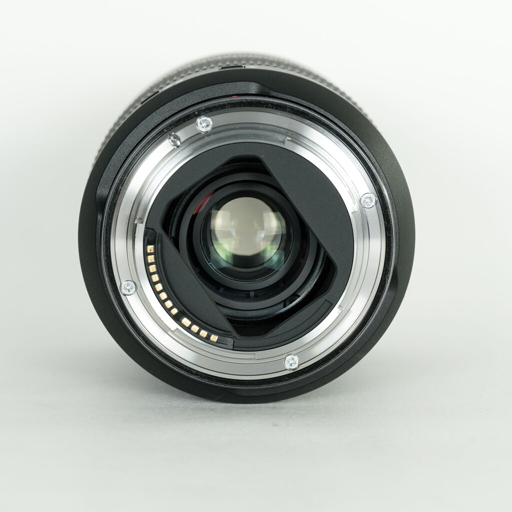 Canon RF24-105mm F4 L IS USMの出品 | ONE SCENE（ワンシーン）