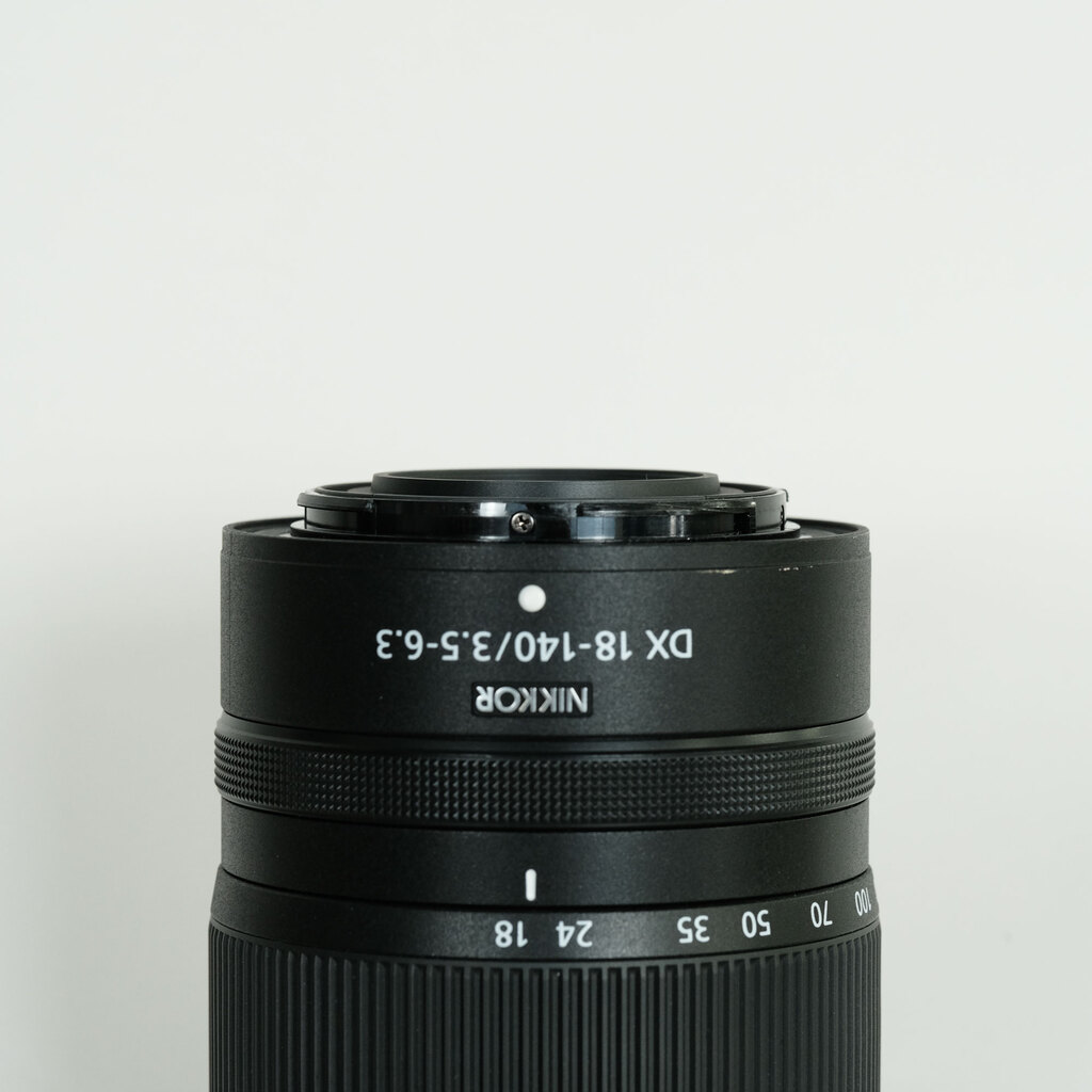 Nikon NIKKOR Z DX 18-140mm f/3.5-6.3 VR Nikon NIKKOR Z DX 18-140mm f/3.5-6.3 VR