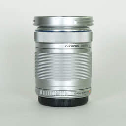 OLYMPUS M.ZUIKO DIGITAL ED 40-150mm F4.0-5.6 R OLYMPUS M.ZUIKO DIGITAL ED 40-150mm F4.0-5.6 R