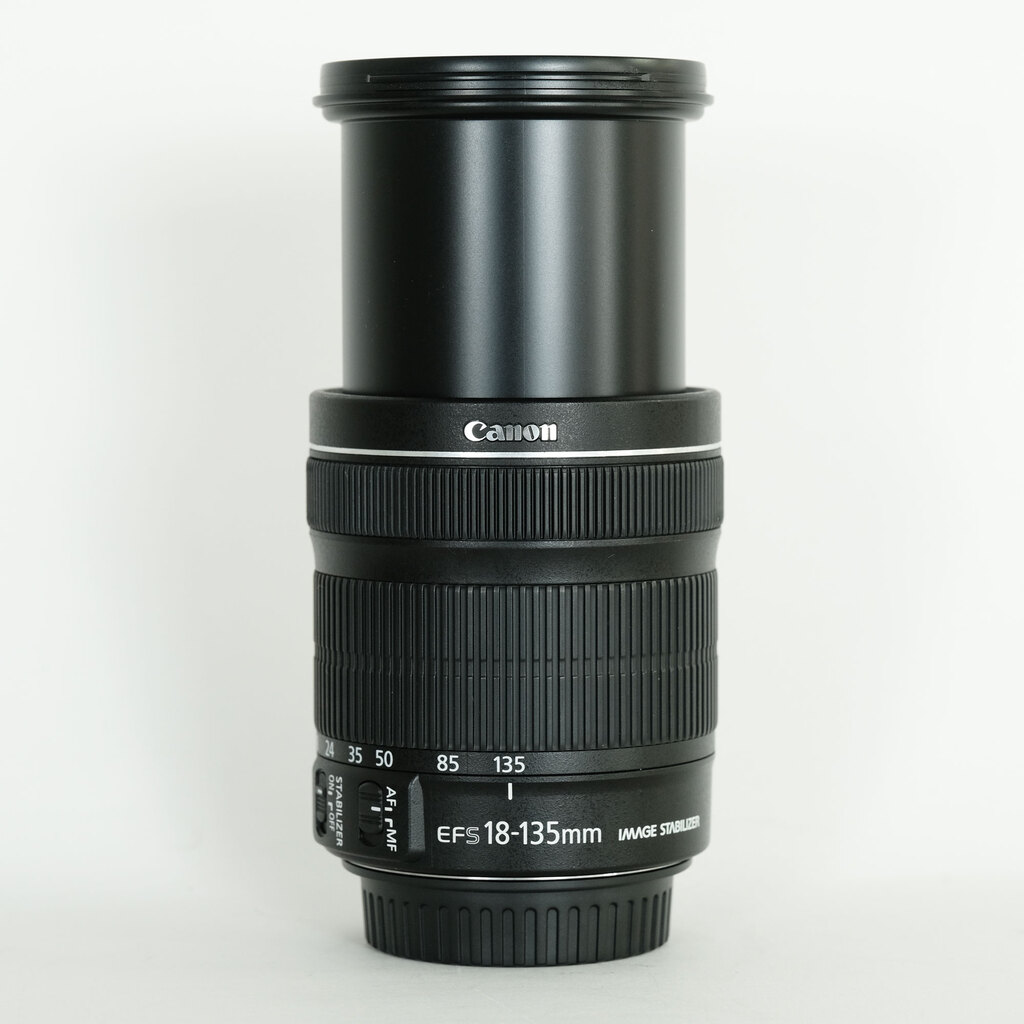Canon EF-S18-135mm F3.5-5.6 IS STM Canon EF-S18-135mm F3.5-5.6 IS STM