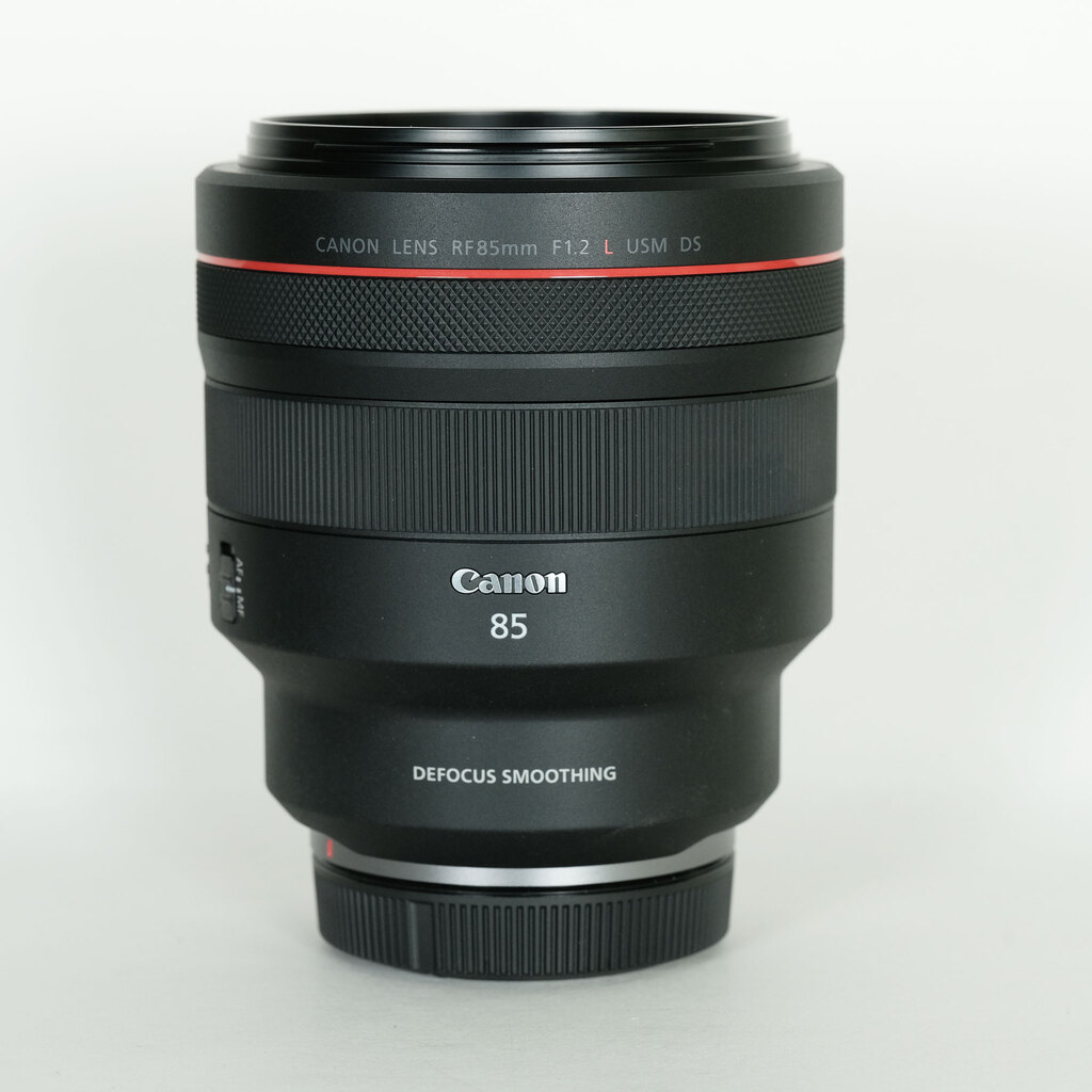 Canon RF85mm F1.2 L USM 美品｜純正フード・フィルター付き Canon RF85mm F1.2 L USM 美品｜純正フード・フィルター付き