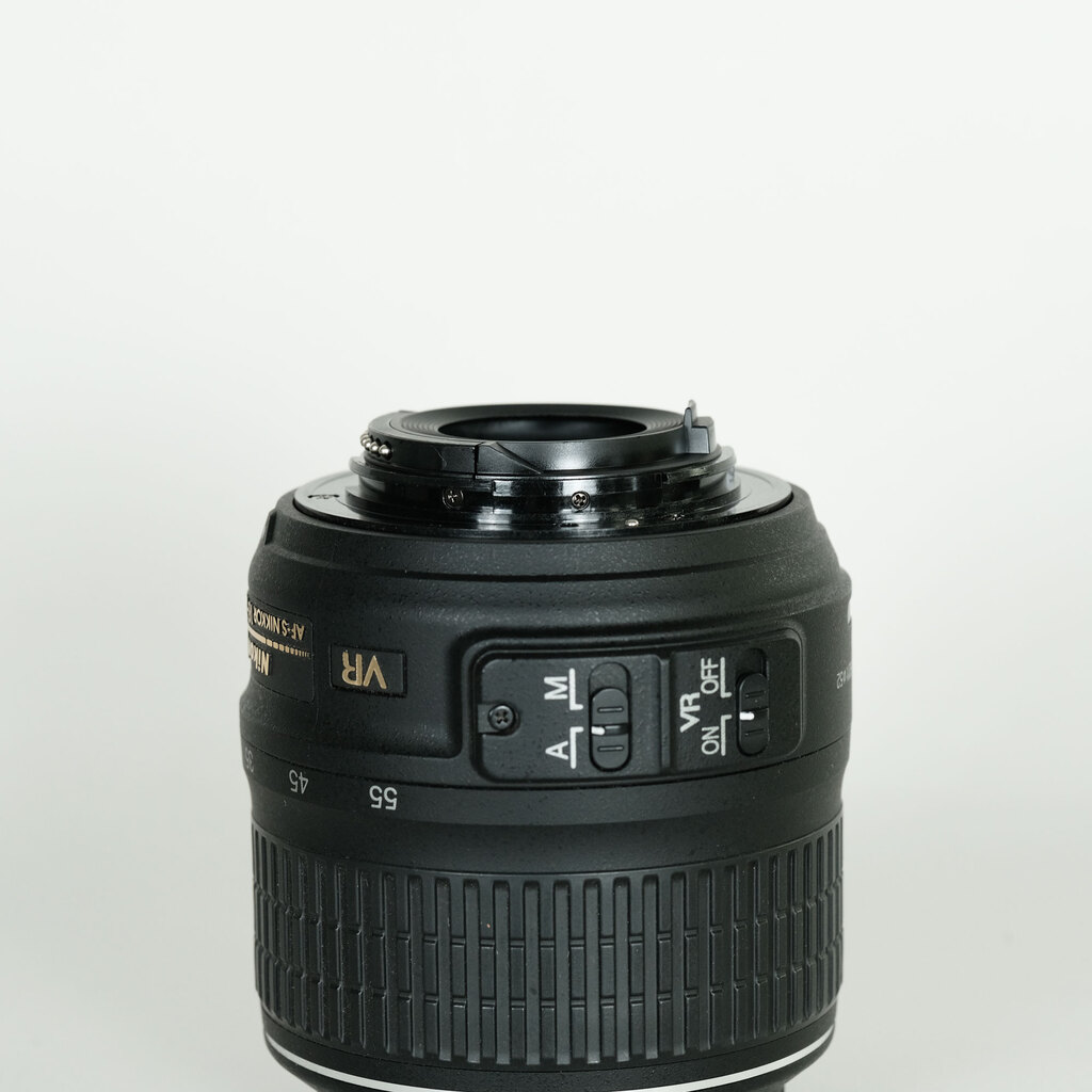Nikon AF-S DX NIKKOR 18-55mm F3.5-5.6 G VR