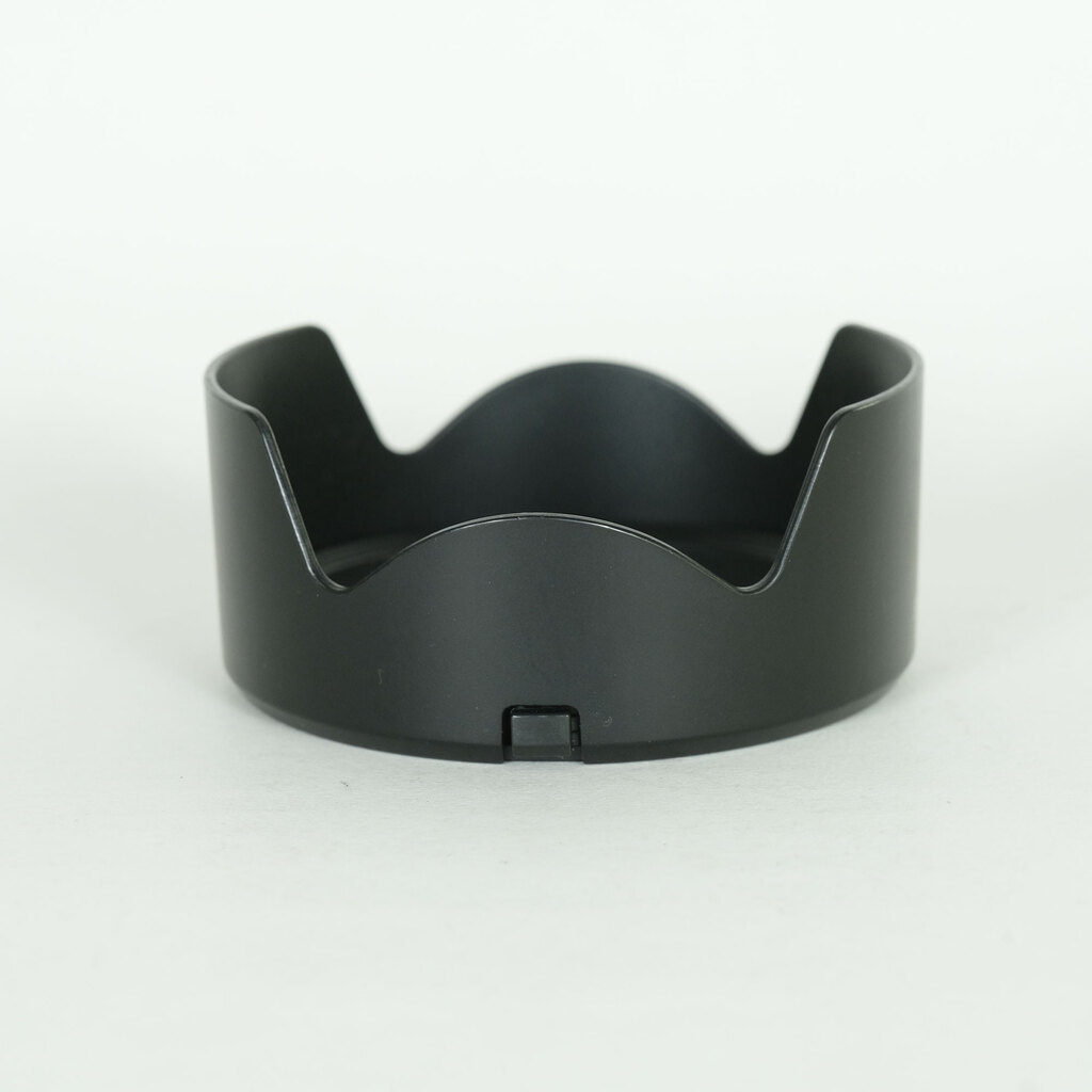 Canon EF-S18-135mm F3.5-5.6 IS USM Canon EF-S18-135mm F3.5-5.6 IS USM