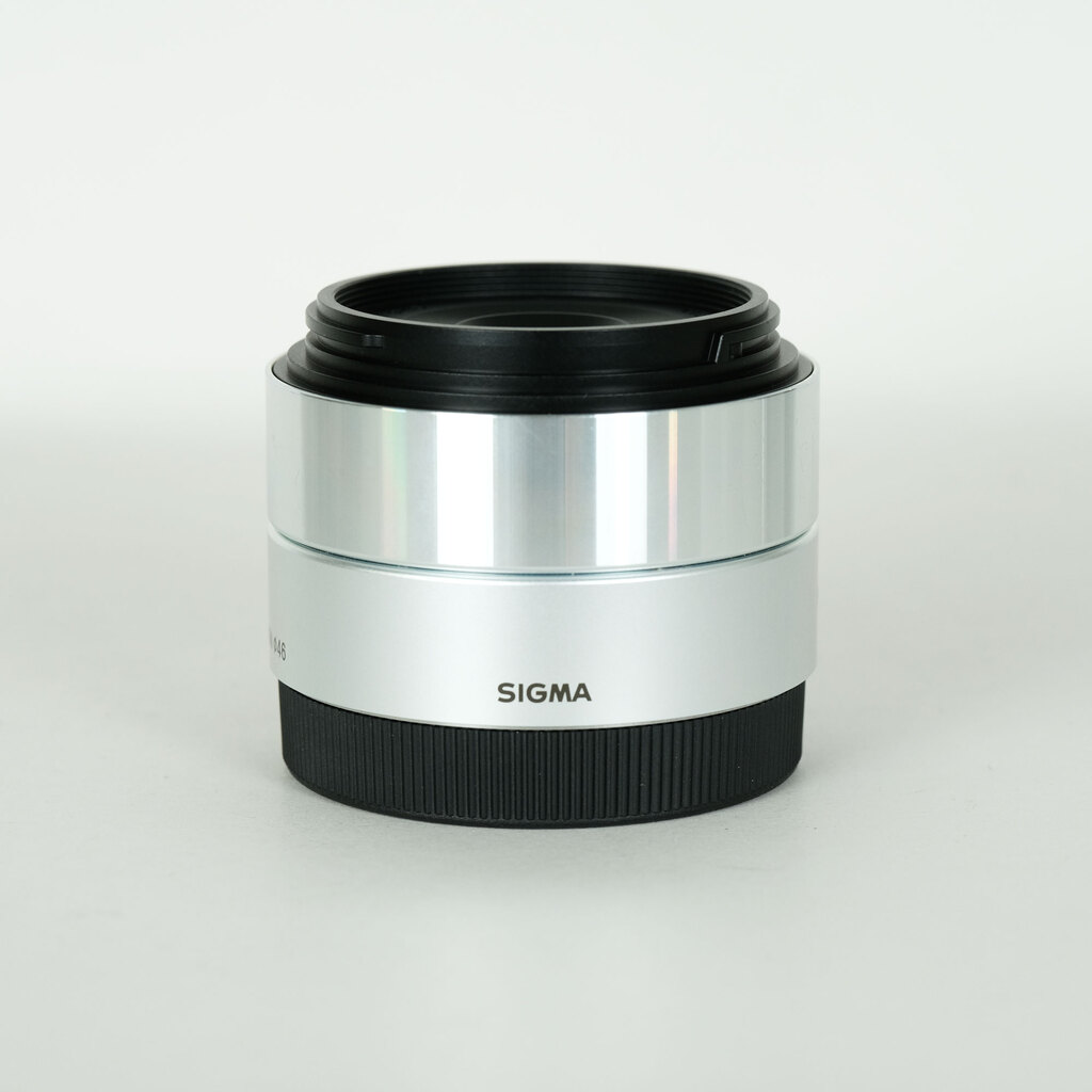 SIGMA A 30mm F2.8 DN (ソニーE用)シルバー SIGMA A 30mm F2.8 DN (ソニーE用)シルバー