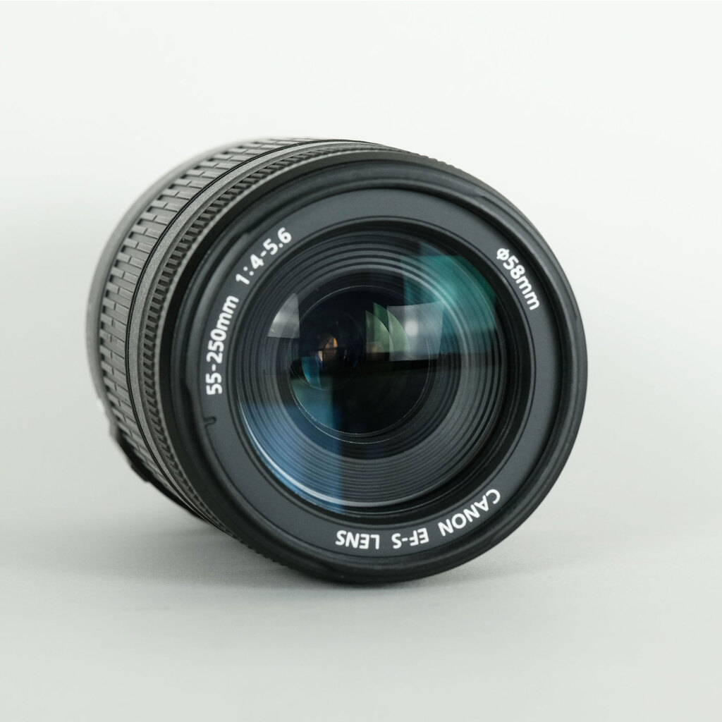 Canon EF-S55-250mm F4-5.6 IS Canon EF-S55-250mm F4-5.6 IS