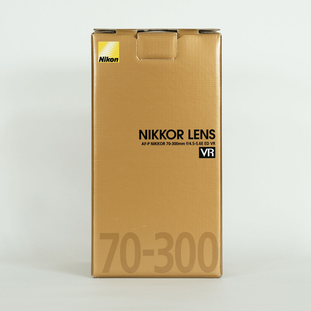 Nikon AF-P NIKKOR 70-300mm f/4.5-5.6E ED VR Nikon AF-P NIKKOR 70-300mm f/4.5-5.6E ED VR