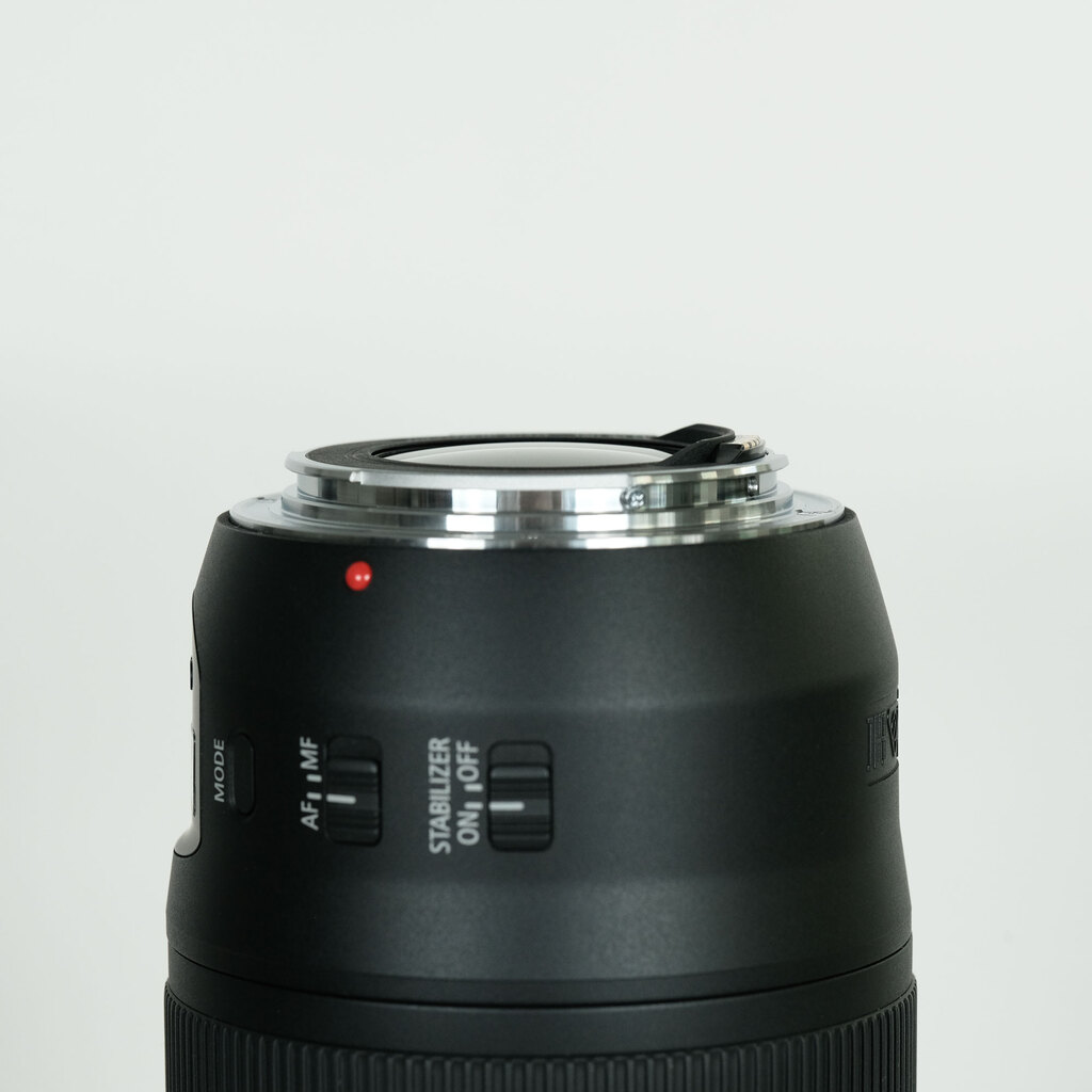 Canon EF70-300mm F4-5.6 IS II USM Canon EF70-300mm F4-5.6 IS II USM