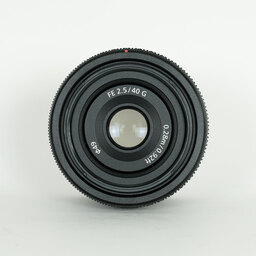 SONY FE 40mm F2.5 G SEL40F25G SONY FE 40mm F2.5 G SEL40F25G