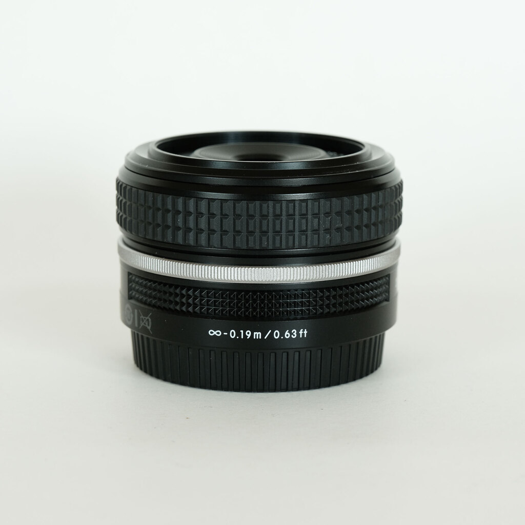 Nikon NIKKOR Z 28mm f/2.8 Nikon NIKKOR Z 28mm f/2.8
