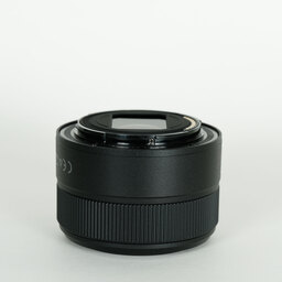 Nikon NIKKOR Z 40mm f/2 Nikon NIKKOR Z 40mm f/2