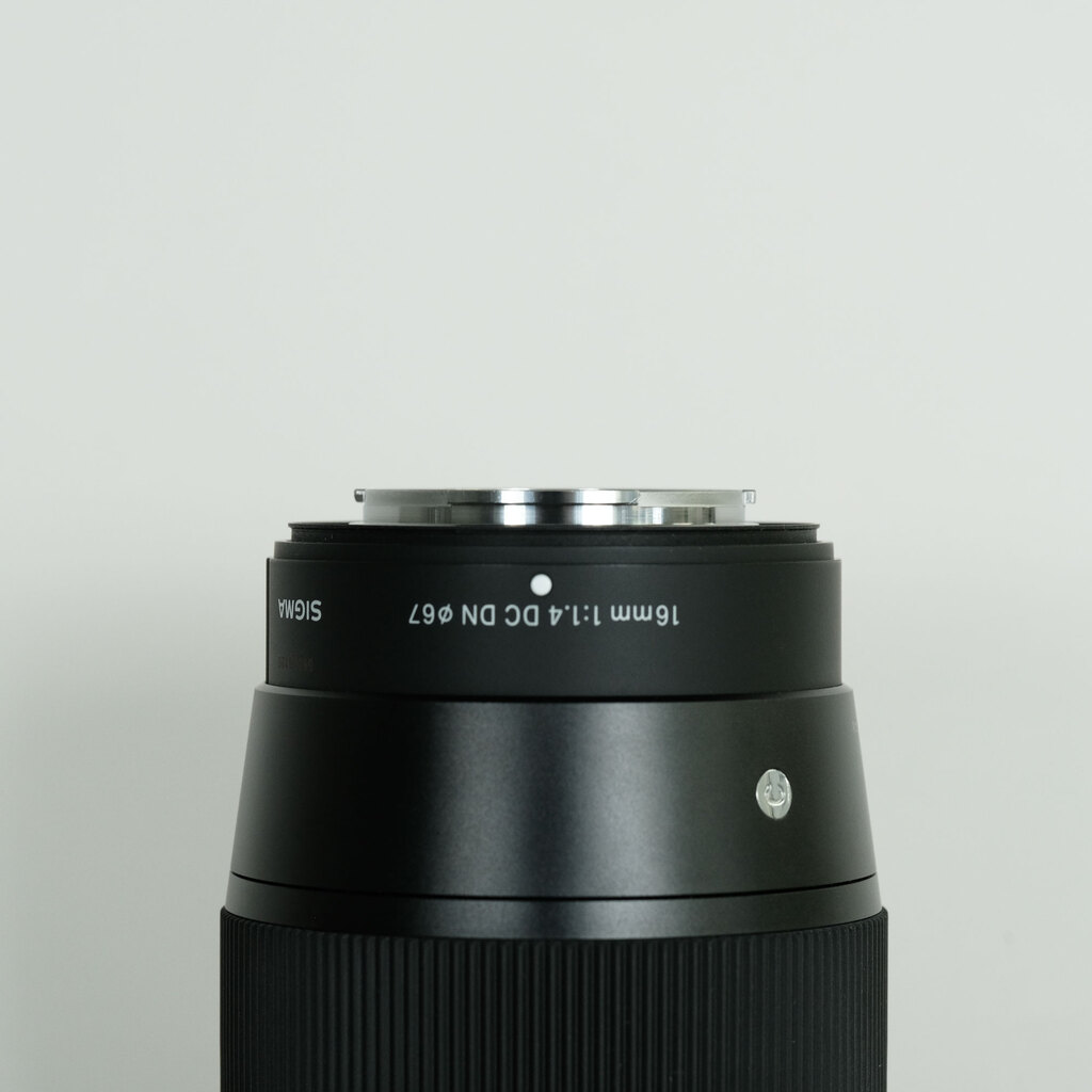 SIGMA 16mm F1.4 DC DN｜Contemporary [フジフイルムX用]