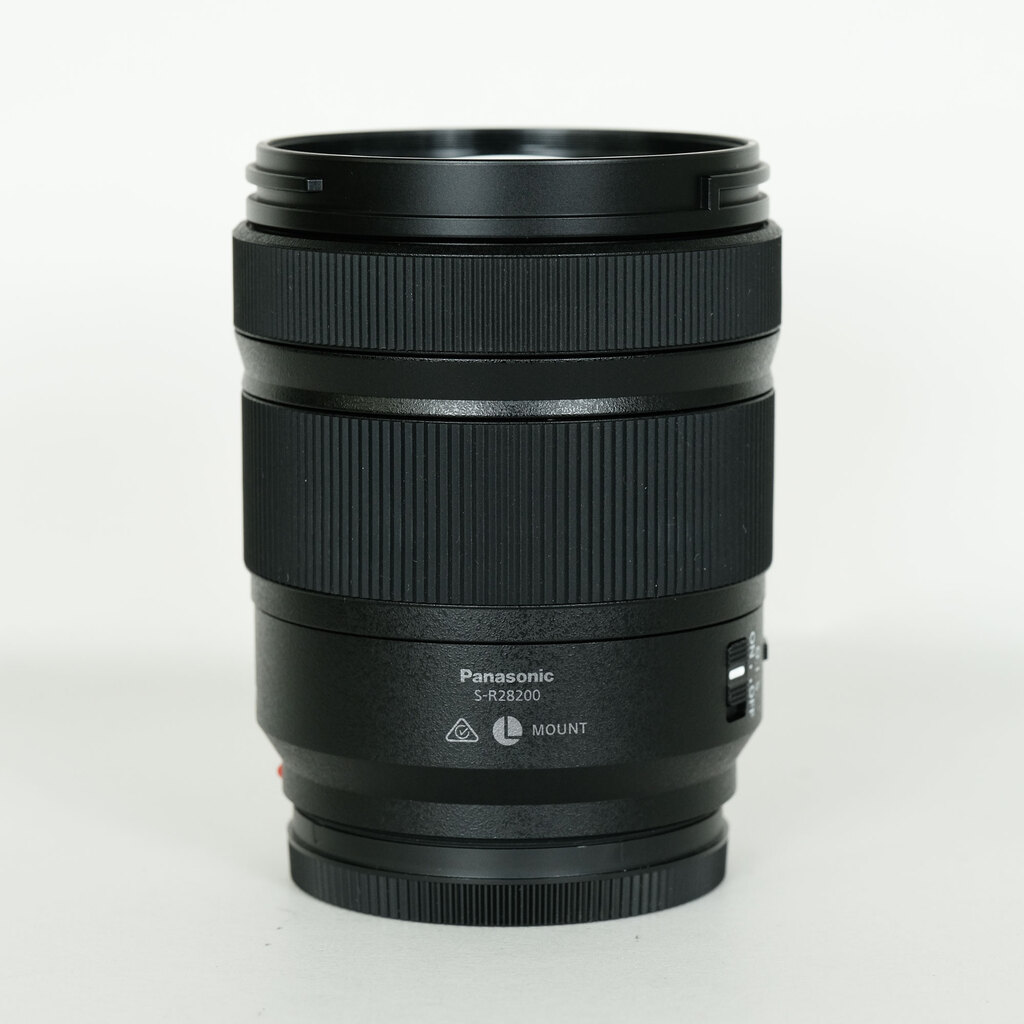Panasonic LUMIX 28-200mm F7.1 ズームレンズ　超美品 パナソニック LUMIX S 28-200mm F4-7.1 MACRO O.I.S. [S-R28200