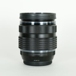 OLYMPUS M.ZUIKO DIGITAL ED 12-40mm F2.8 PRO OLYMPUS M.ZUIKO DIGITAL ED 12-40mm F2.8 PRO