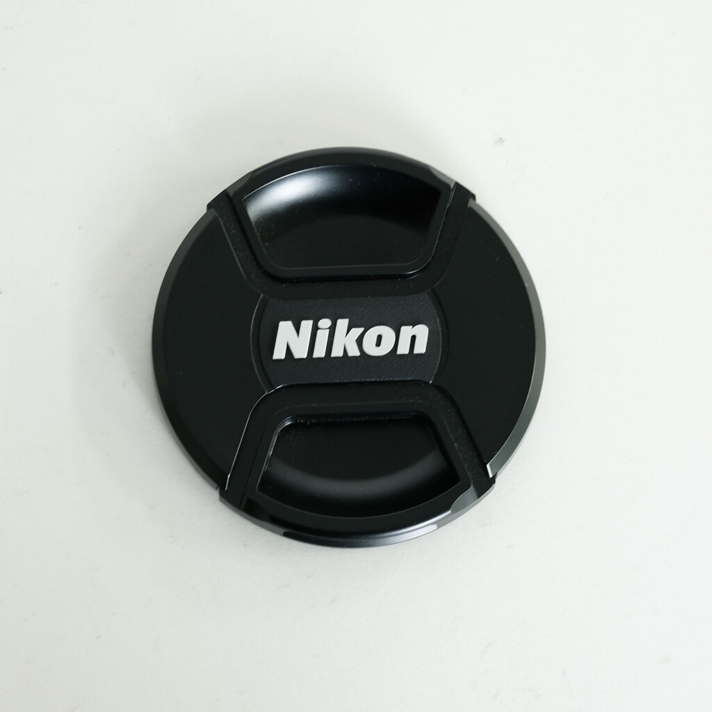 Nikon AF-S NIKKOR 18-35mm F3.5–4.5 G ED Nikon AF-S NIKKOR 18-35mm F3.5–4.5 G ED