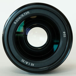 SONY FE 35mm F1.8 SEL35F18F SONY FE 35mm F1.8 SEL35F18F