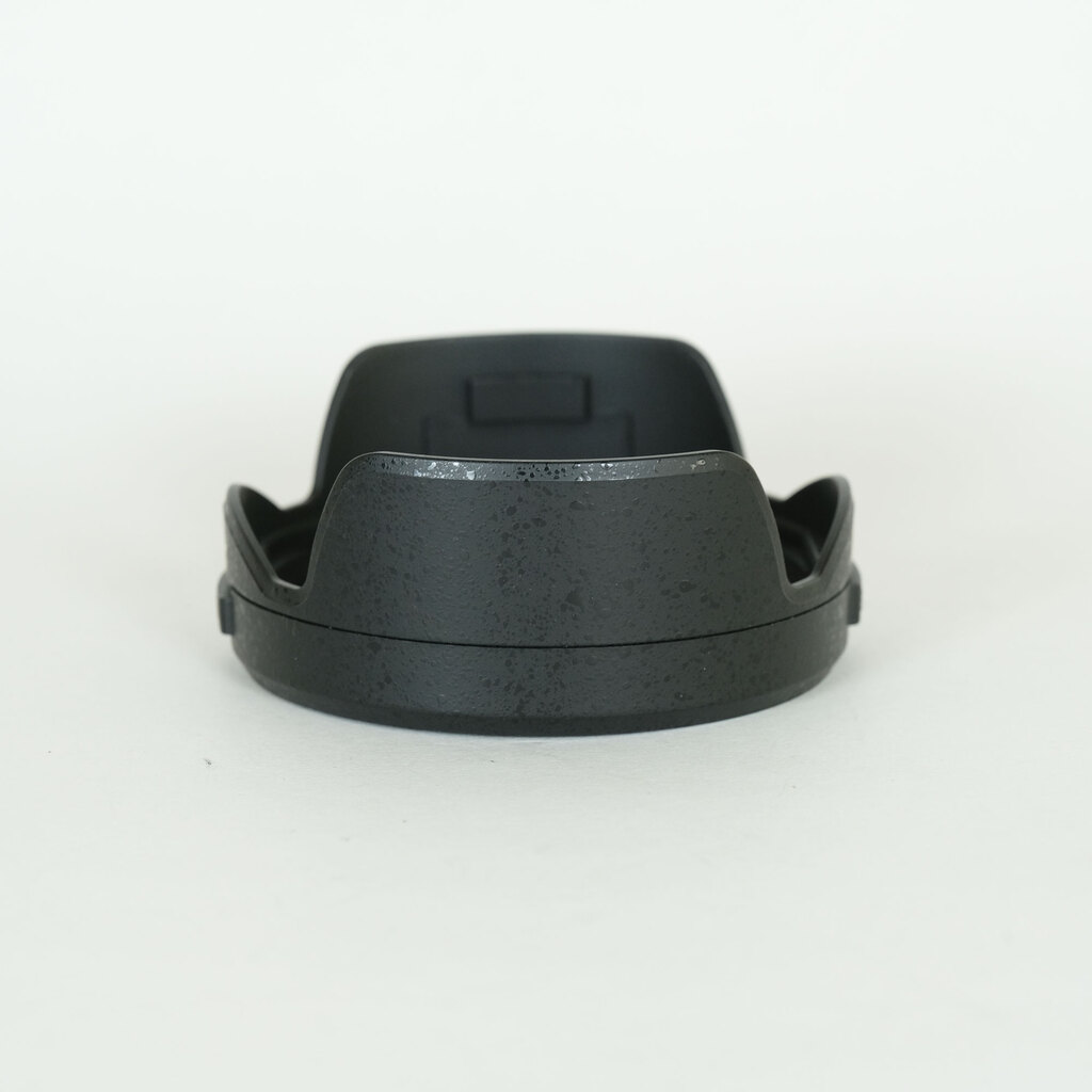 OLYMPUS M.ZUIKO DIGITAL ED 12-40mm F2.8 PRO OLYMPUS M.ZUIKO DIGITAL ED 12-40mm F2.8 PRO