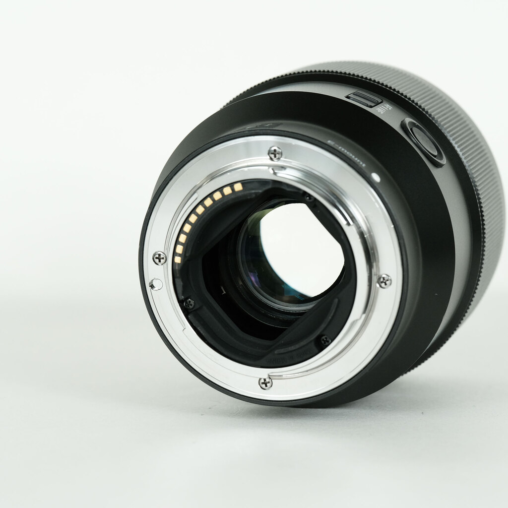 SONY FE 85mm F1.8 SEL85F18