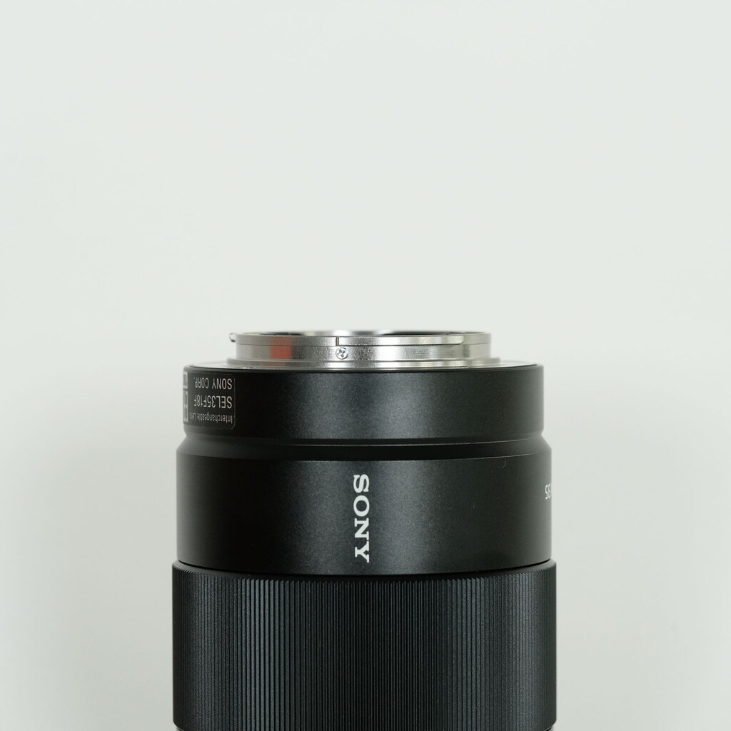 SONY FE 35mm F1.8 SEL35F18F SONY FE 35mm F1.8 SEL35F18F