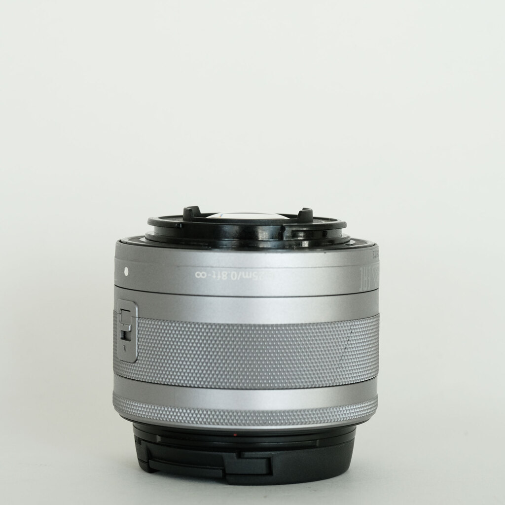 Canon EF-M15-45mm F3.5-6.3 IS STM Canon EF-M15-45mm F3.5-6.3 IS STM
