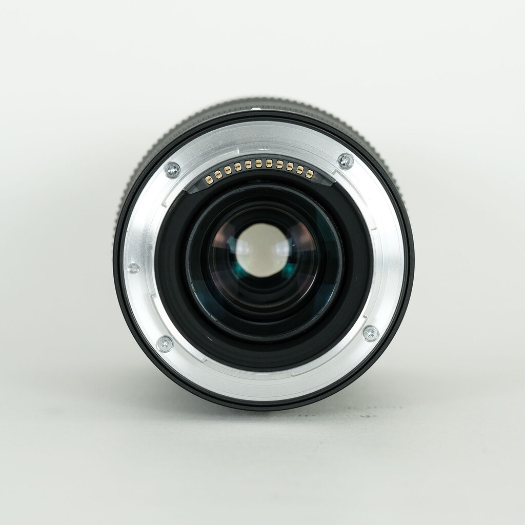 Nikon NIKKOR Z 24-200mm f/4-6.3 VR Nikon NIKKOR Z 24-200mm f/4-6.3 VR