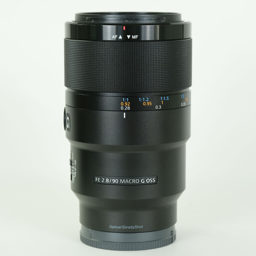 SONY FE 90mm F2.8 Macro G OSS SEL90M28G