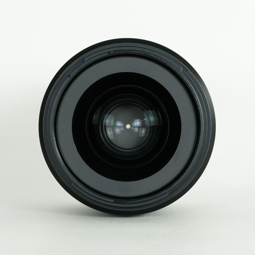 Nikon AF-S NIKKOR 35mm f/1.8G ED Nikon AF-S NIKKOR 35mm f/1.8G ED