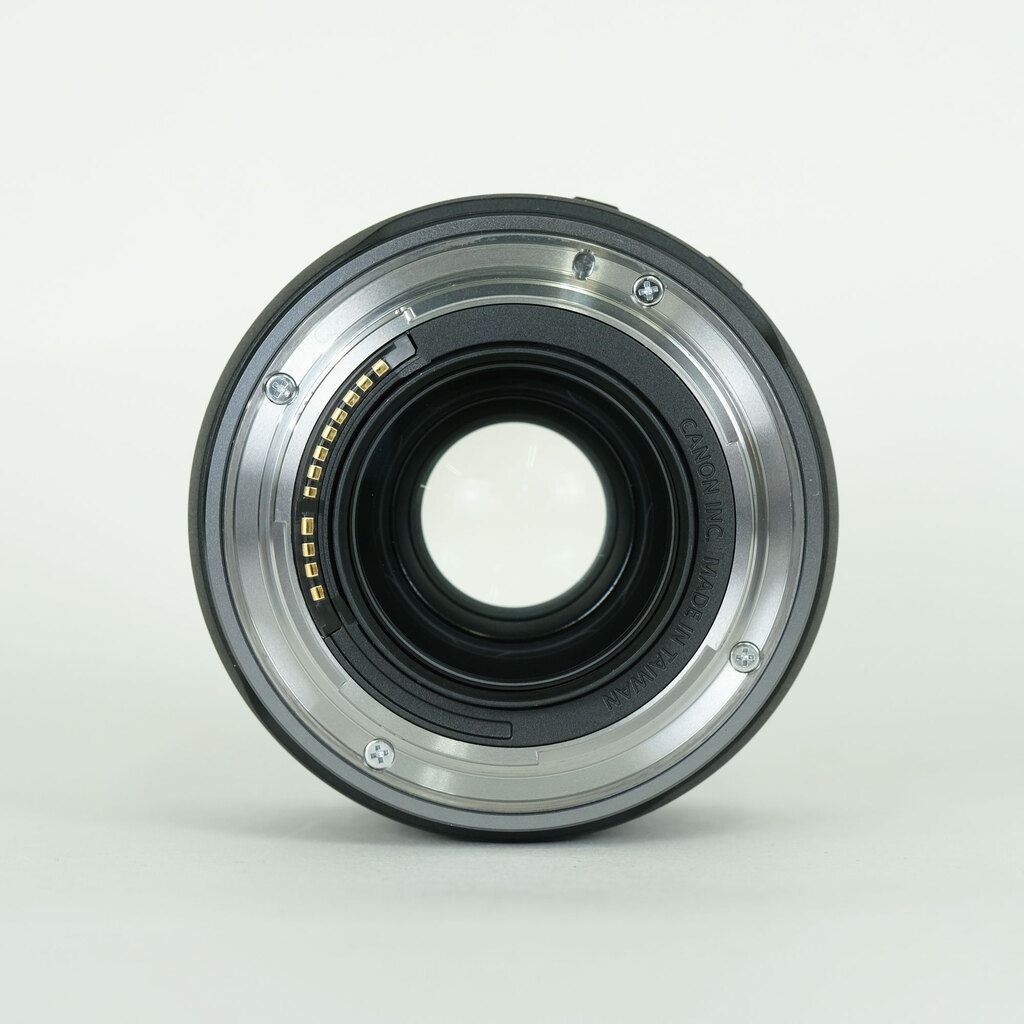 Canon RF35mm F1.8 MACRO IS STM