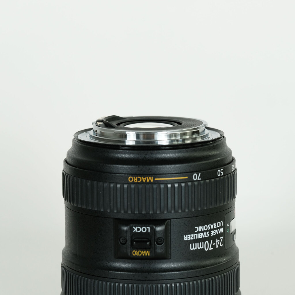 Canon EF24-70mm F4L IS USM Canon EF24-70mm F4L IS USM