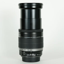 Canon EF-S18-200mm F3.5-5.6 IS