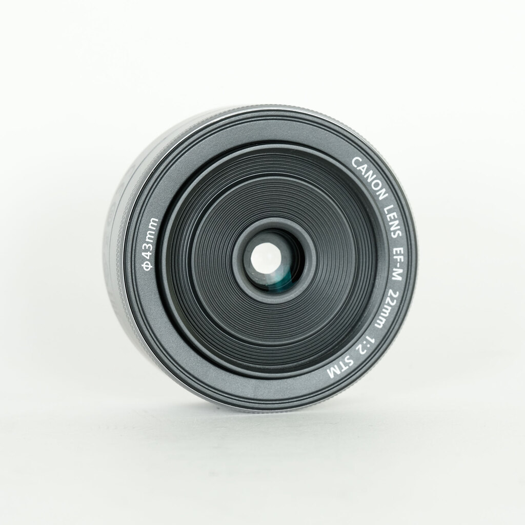 Canon EF-M 22mm F2 STM 動作OK・美品 EFレンズ キャノン 単焦点レンズ CANON EF-M 22mm F2 STM