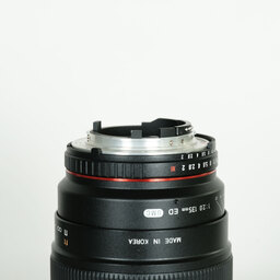 SAMYANG 135mm F2.0 (ニコンF用)CPU付