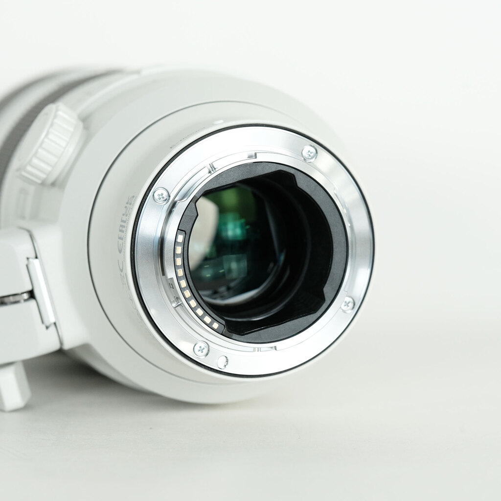 SONY FE 70-200mm F2.8 GM OSS II SEL70200GM2 SONY FE 70-200mm F2.8 GM OSS II SEL70200GM2