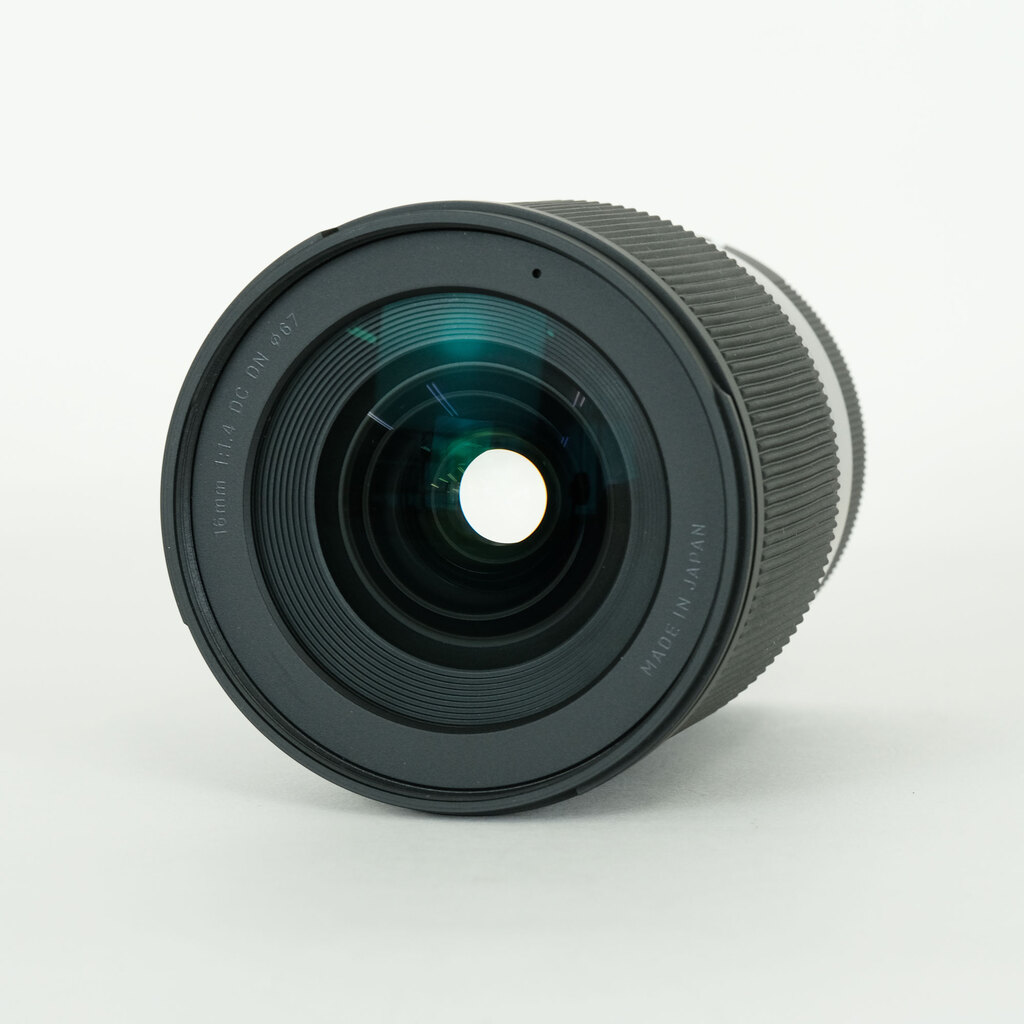 SIGMA16mm F1.4 DC DN レンズ　新品同様 新品)SIGMA (シグマ) Contemporary 16mm F1.4 DC DN (ソニーE