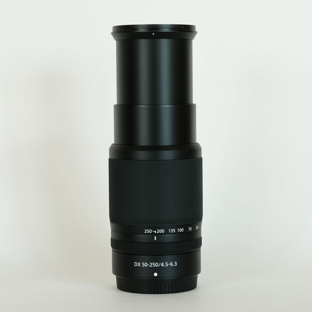 Nikon NIKKOR Z DX 50-250mm f/4.5-6.3 VR Nikon NIKKOR Z DX 50-250mm f/4.5-6.3 VR