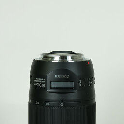 Canon EF70-300mm F4-5.6 IS II USM Canon EF70-300mm F4-5.6 IS II USM