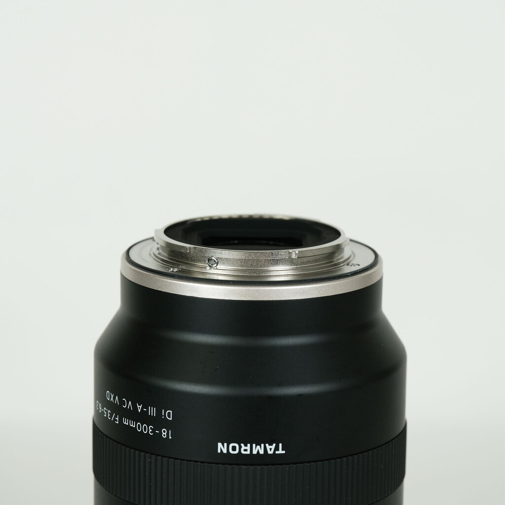 TAMRON 18-300mm F/3.5-6.3 Di III-A VC VXD (Model B061) [ソニーE用]