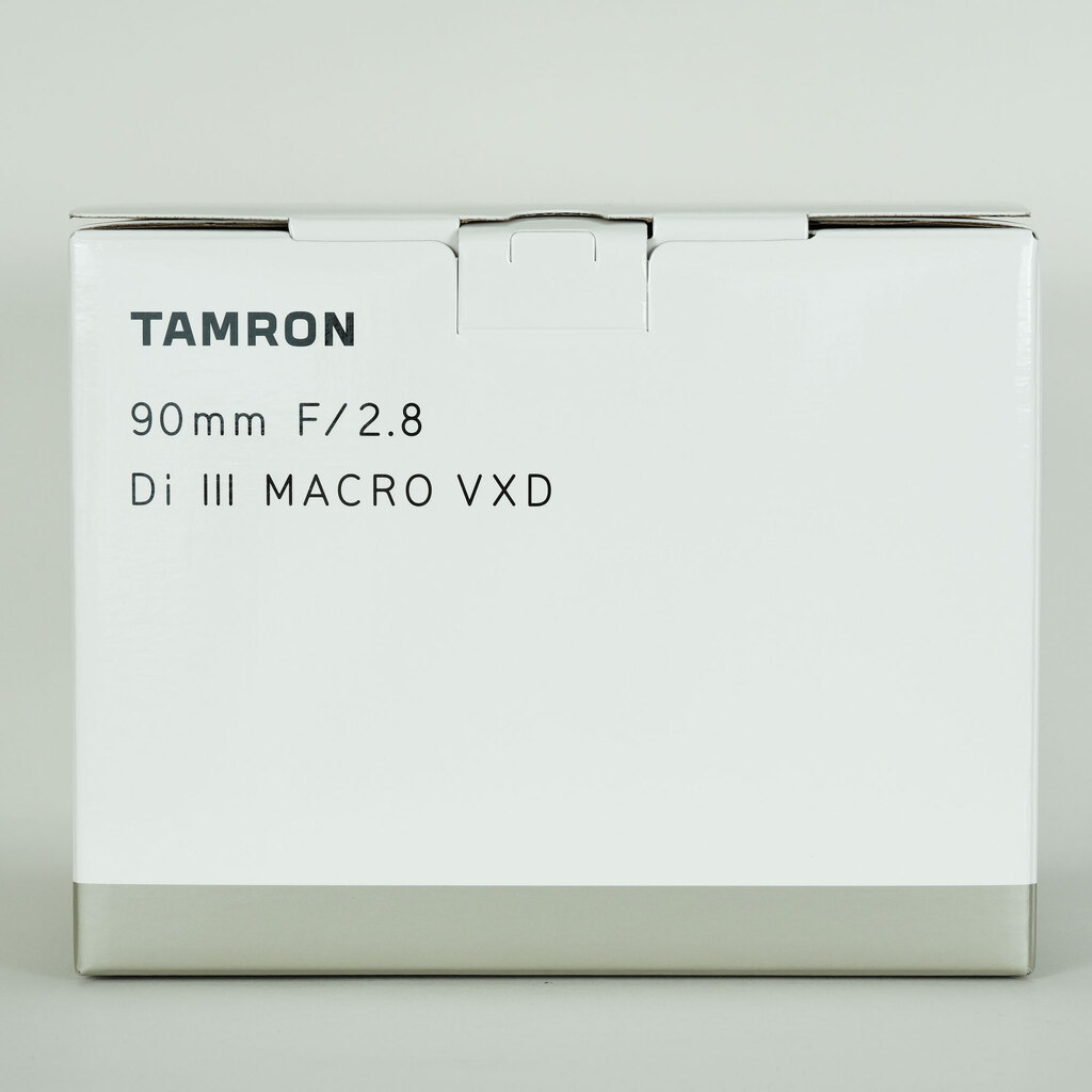 TAMRON 90mm F/2.8 Di III MACRO VXD [ソニーE用]