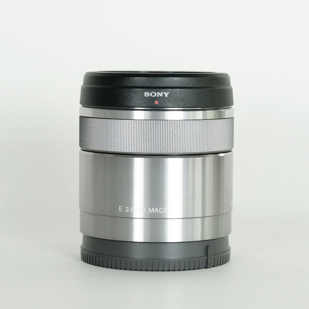 SONY E 30mm F3.5 Macro SEL30M35 SONY E 30mm F3.5 Macro SEL30M35