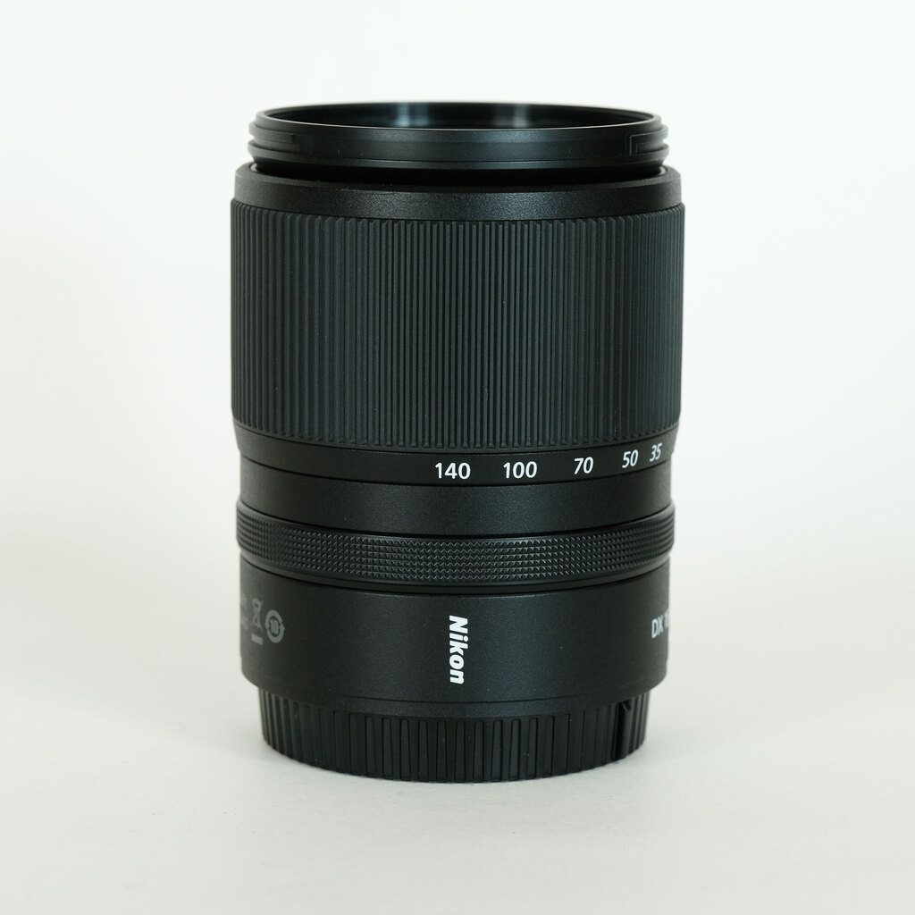 Nikon NIKKOR Z DX 18-140mm f/3.5-6.3 VR Nikon NIKKOR Z DX 18-140mm f/3.5-6.3 VR