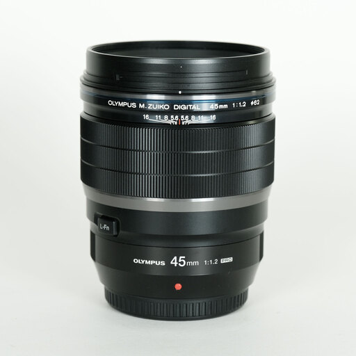 OLYMPUS M.ZUIKO DIGITAL ED 45mm F1.2 PRO