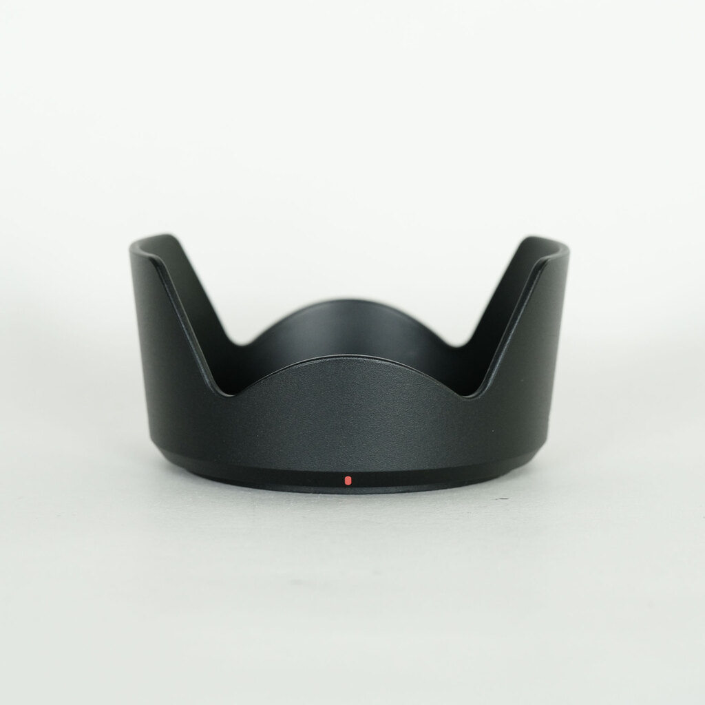 SONY E 18-135mm F3.5-5.6 OSS SEL18135