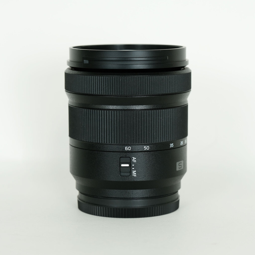 Panasonic LUMIX S 20-60mm F3.5-5.6 Panasonic LUMIX S 20-60mm F3.5-5.6